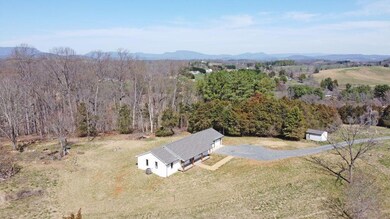 03_hilltop_aerial