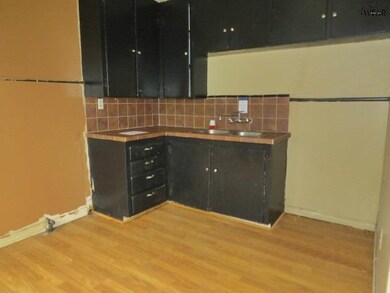 1327 35th St, Wichita Falls, TX 76302 - photo 4