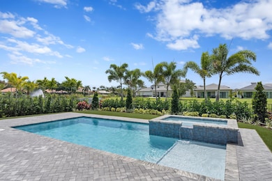 3038 Safflower Cir, West Palm Beach, FL 33401 - photo 2