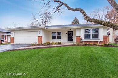 77 Drendel Ln, Naperville, IL 60565 - photo 4