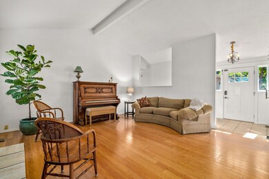 426 NE Royal Dr, Grants Pass, OR 97526 - photo 7