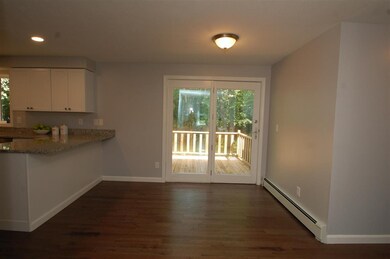 18 Hazelnut Ln, Londonderry, NH 03053 - photo 3