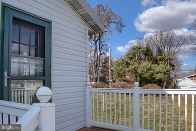 814 Terrace Dr, Lewisburg, PA 17837 - photo 3