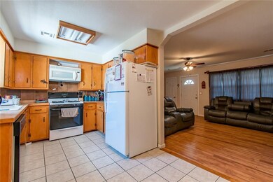 211 Marna Lynn Dr, Prairie Grove, AR 72753 - photo 6