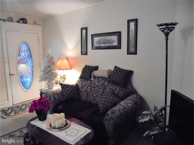 703 Crescent Ave, Reading, PA 19605 - photo 6