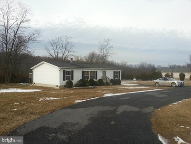 115 Peach Tree Ln, Bunker Hill, WV 25413 - photo 7