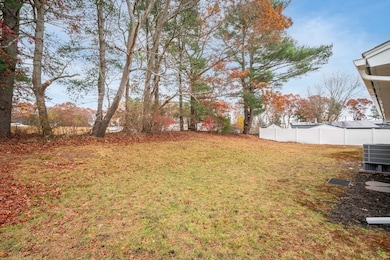 72 Annette Rd, Brockton, MA 02302 - photo 4