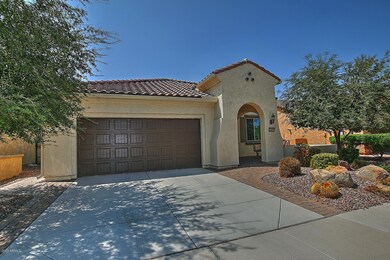 7321 W Silver Spring Way-large-002-005-S