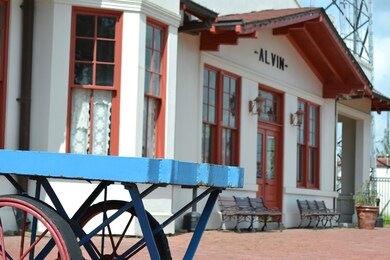 1853 Belle Place, Alvin, TX 77511 - photo 5