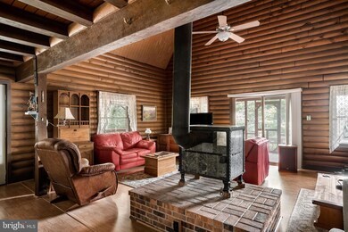 395 Three Mile Bank Ln, Edinburg, VA 22824 - photo 7