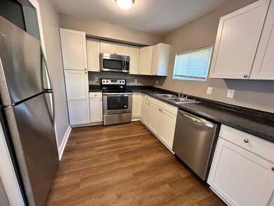 3479 Nutcreek Ct, Columbus, OH 43224 - photo 4