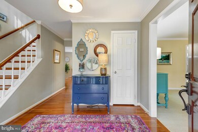 11628 Deer Forest Rd, Reston, VA 20194 - photo 5