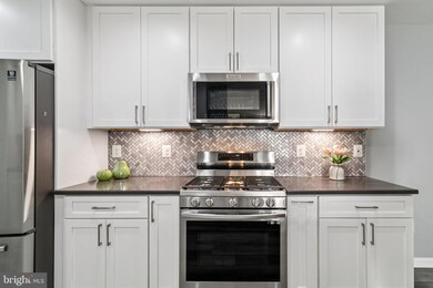 11723 Scooter Ln unit 186, Fairfax, VA 22030 - photo 5