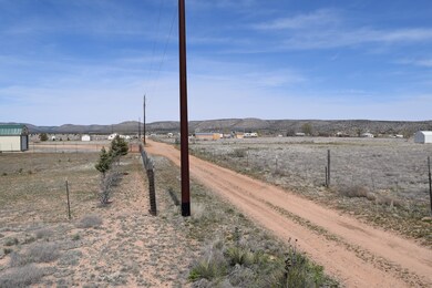 25300 N Patricia Rd, Paulden, AZ 86334 - photo 2