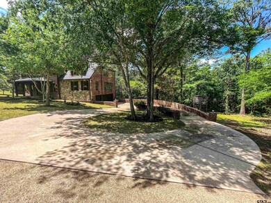 916 Colonial Cir, Tyler, TX 75701 - photo 3