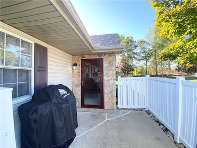804 Barbra Ln unit 13D, New Castle, PA 16101 - photo 5