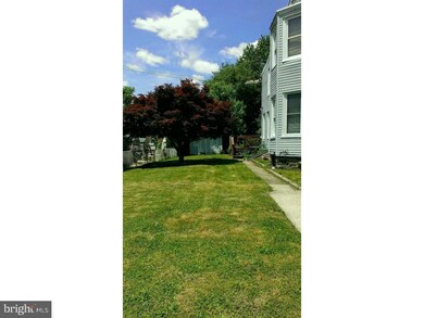 213 Pusey Ave, Darby, PA 19023 - photo 2