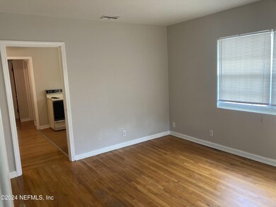 1519 Azalea Terrace unit 4, Jacksonville, FL 32205 - photo 3