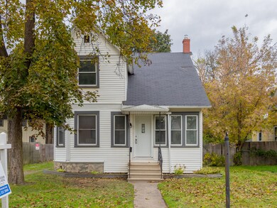 1407 E Stockbridge-102