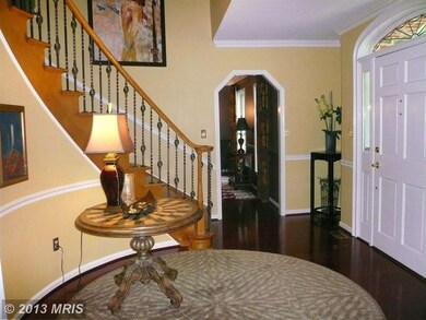 4694 Beechwood Rd, Ellicott City, MD 21043 - photo 2
