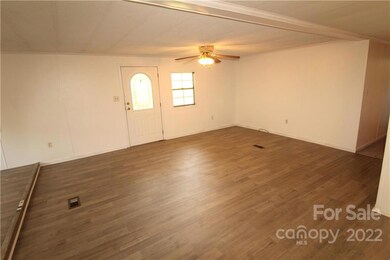 301 Walnut St, Clover, SC 29710 - photo 3