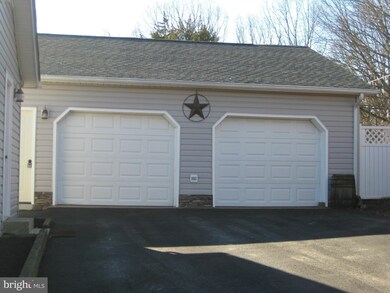 449 Raven Rd, Stafford, VA 22554 - photo 5