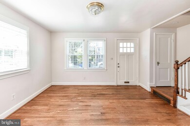 2051 N Brandywine St, Arlington, VA 22207 - photo 2