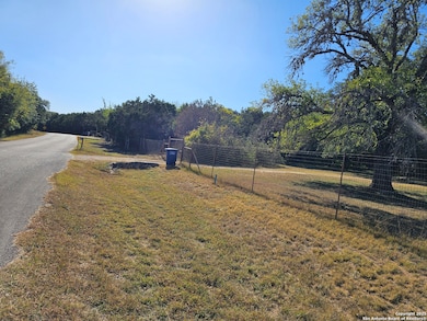 110 Maricopa Dr, Canyon Lake, TX 78133 - photo 5