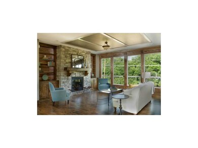 Great details w/ceiling accent, reclaimed wood & L