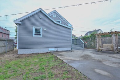 Patio/yard area