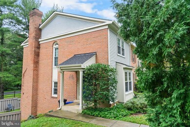 20523 Strath Haven Dr, Montgomery Village, MD 20886 - photo 5