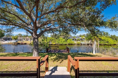 17356 Gulfspray Cir, Port Charlotte, FL 33948 - photo 4