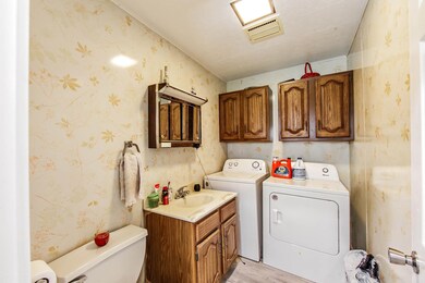 1113 Suthon Ave, Houma, LA 70364 - photo 6