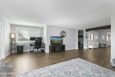 910 Gromore Rd, Yakima, WA 98908 - photo 5