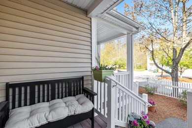 7 Hackett Hill Rd unit 49, Manchester, NH 03102 - photo 4