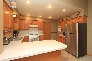 316 Standish Dr, Wayland, MI 49348 - photo 6