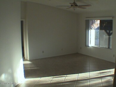 8774 E Squaw Peak Dr, Tucson, AZ 85730 - photo 2