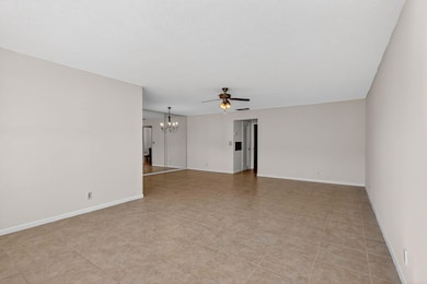 245 High Point Ct unit C, Boynton Beach, FL 33435 - photo 5