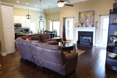 114 Abercorn St, Warner Robins, GA 31088 - photo 2