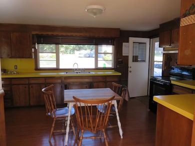 40 Pleasant St, Hooksett, NH 03106 - photo 3