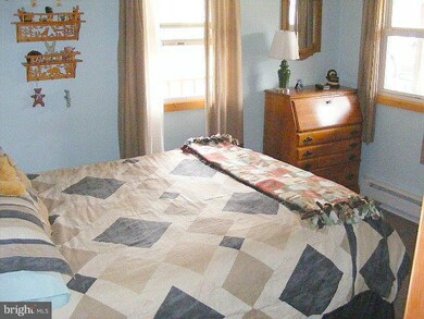 217 Summerwood Dr, Mathias, WV 26812 - photo 5