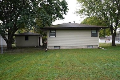 315 16th Ave, Charles City, IA 50616 - photo 6