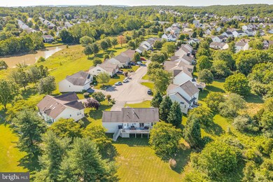 328 Hook Dr, Martinsburg, WV 25405 - photo 4