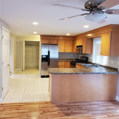 11 Hibiscus Way, Nashua, NH 03062 - photo 4