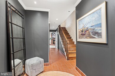 206 Governors Ct, Falls Church, VA 22046 - photo 3