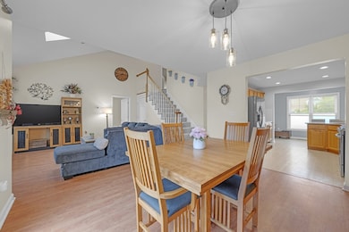 7 Jefferson Ct unit 7, Uxbridge, MA 01569 - photo 5