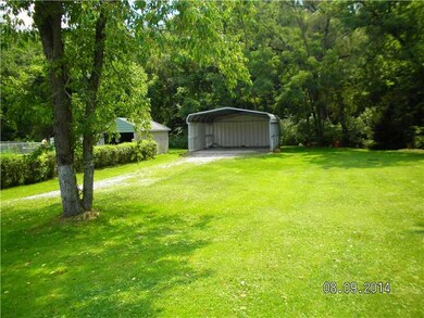 Land/Lot. Extra Lot with Carport