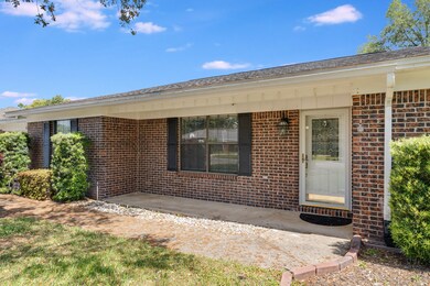 64 lake lorraine cir-002