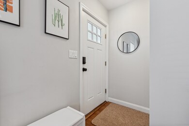 17 Stoddard St unit 17, Woburn, MA 01801 - photo 7