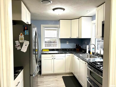 102 Yosemite Ave, Lincoln, IL 62656 - photo 7